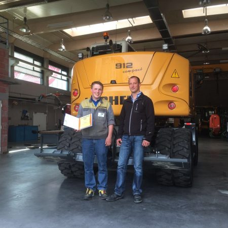 Bester Lehrling der Baumaschinentechnik 2016 in Österreich kommt von Liebherr